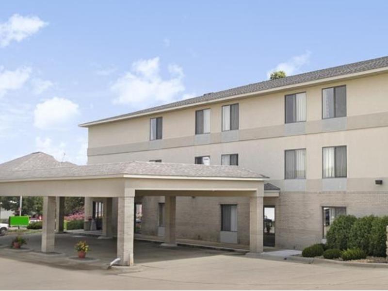 Lodge Econo Maquoketa